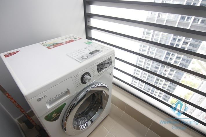 Four bedroom apartment for rent in Vinhome Metropolis, Ha Noi